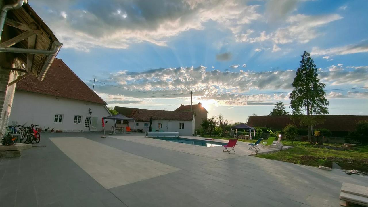 Domaine Ravy-La Camelia Hotel Saint-Symphorien-sur-Saone Exterior photo